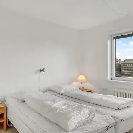 2 Bedroom Lovely In Ferienhaus *